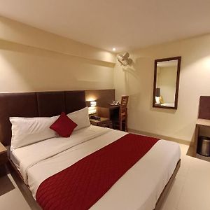 Hotel West Inn-Near Mumbai International Airport